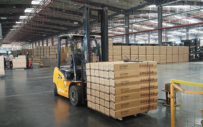 Experienced Office Wall Panel Manufacturer with Global Supply Capability