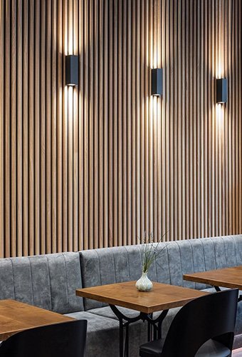 Fluted Dining Room Wall Panel for Commercial Restaurant